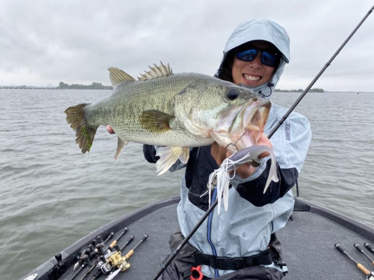 【琵琶湖リサーチTV】連休後も南湖2大エリアは船団継続？傾向と対策を紹介 釣りの総合動画サイト「Vish（ヴィッシュ）」