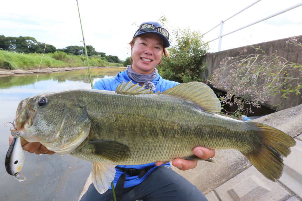 たくみづけVol.12 「情報ゼロからの魚探しin五三川」 | 釣りの総合動画